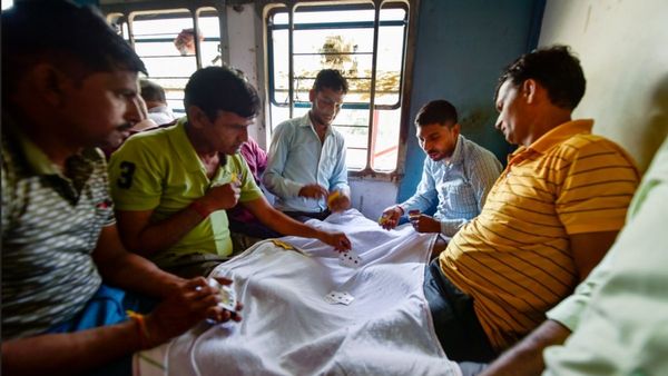 List of Train Cancelled: হাওড়া এবং খড়গপুর থেকে বাতিল বহু ট্রেন, ঘুরপথে চলবে যেগুলি