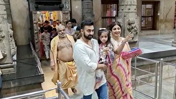 Raj Kundra: কেন মুখোশ পরে বাইরে বেরোন, নিজের ছবির প্রমোশনে সত্যিটা জানালেন মাস্ক ম্যান রাজ কুন্দ্রা