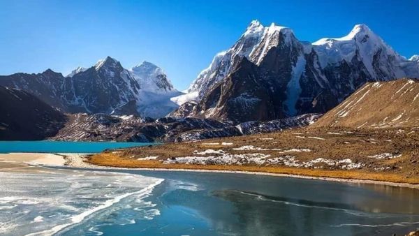 Travel: বিপর্যয় কাটিয়ে ফের ছন্দে ফিরেছে সিকিম, ঘুরে আসুন এই অচেনা পাহাড়ি গ্রাম থেকে