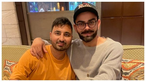 IND vs SA World Cup 2023: কলকাতায় বিরাট পুনর্মিলন, অনূর্ধ্ব ১৯ দলের সতীর্থের সঙ্গে মধ্যাহ্নভোজ সারলেন কোহলি