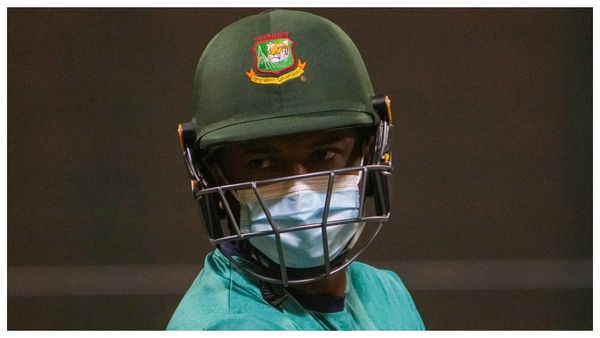 ICC World Cup 2023: তামিম বিতর্ক থেকে টাইমড আউট, নিজের দেশেই তীব্র সমালোচনার মুখে ‘আইকন’ শাকিব