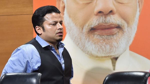 সিন্ডিকেট চলে রাজ্য বিজেপির নেতৃত্বের মধ্যে? শাহী সভায় ডাক না পেয়ে বিস্ফোরক অনুপম