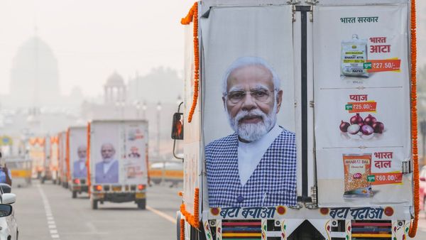 ভর্তুকিযুক্ত 'ভারত আটা', ডাল, পেঁয়াজ নিয়ে পথে মোদী সরকার! দীপাবলির আগে বড় পদক্ষেপ