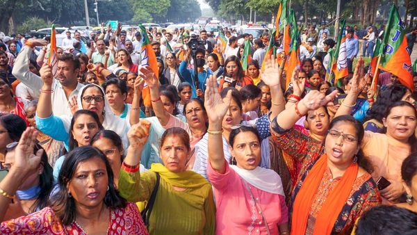 ৬০ ফুট লম্বা মঞ্চ হচ্ছে ভিক্টোরিয়া হাউসের সামনে, আর কী কী হচ্ছে বিজেপির সভায়?