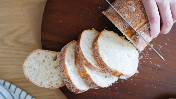 Side Effects of Bread: ব্রেকফাস্টে রোজ খাচ্ছেন পাউরুটি, নিত্যদিন খাওয়া কি শরীরের জন্য ভালো?