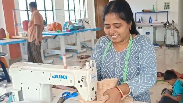 Small Business Idea: ৯টা-৫'টার ডিউটিতে ক্লান্ত! অল্প বিনিয়োগে এই তিন ব্যবসায় ভাগ্য খুলে যাবে