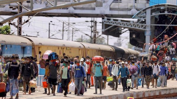 List of Train Cancelled in Howrah: বাতিল একাধিক ট্রেন, সময় বদল একাধিক লোকালের