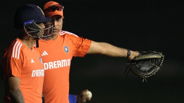 India's New Coach: ভিভিএস লক্ষ্মণ ভারতীয় দলের হেড কোচ হচ্ছেন স্থায়ীভাবে, রাহুল দ্রাবিড়ের ভূমিকা বদলাচ্ছে