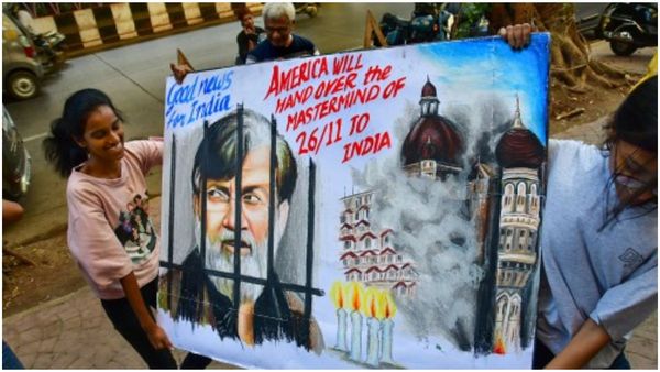 26/11 Annyversary: ১৫ বছর পার, এখনও ২৬/১১-র রক্তাক্ত স্মৃতি বয়ে চলেছে বাণিজ্যনগরী