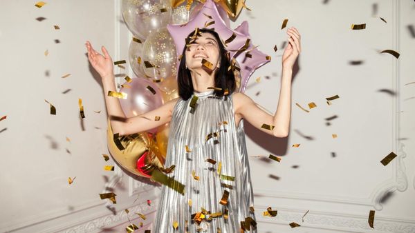 2024 Astrology: শনির প্রভাবে নতুন বছরে ফিরবে কপাল, ব্যাপক ভাগ্য বদল কোন কোন রাশির?