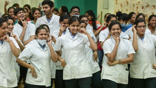 West Bengal Health Recruitment 2023: ডায়মন্ডহারবার হাসপাতালে walk in interview-এর মাধ্যমে নিয়োগ