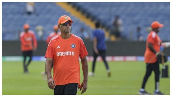 Rahul Dravid: দ্রাবিড়ের হাতেই থাকছে ভারতীয় দলের গুরু দায়িত্ব, রোহিতদের হেডস্যার থাকছেন দ্য ওয়ালই