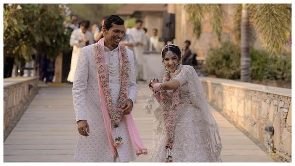 Navdeep Saini:জীবনের বাইশ গজে দ্বিতীয় ইনিংসের সূচনা সাইনির, স্ত্রী-ভাগ্যে হবে প্রত্যাবর্তন? জানুন পাত্রী পরিচয়