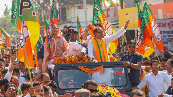 Madhya Pradesh Election 2023: শিবরাজেই আস্থা, মধ্যপ্রদেশে বাজিমাত করবে বিজেপিই, বলছে সমীক্ষা