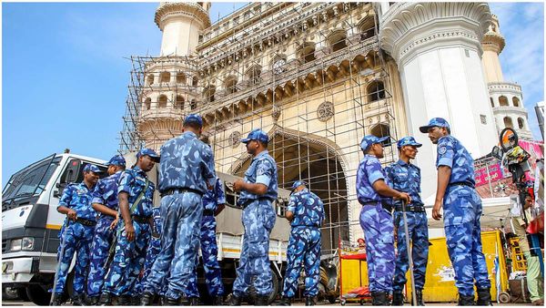 Telangana Assembly Election 2023: রাত পোহালেই ভোট, মুখ্যমন্ত্রী পদে কি হ্যাট্রিক করতে পারবেন KCR?