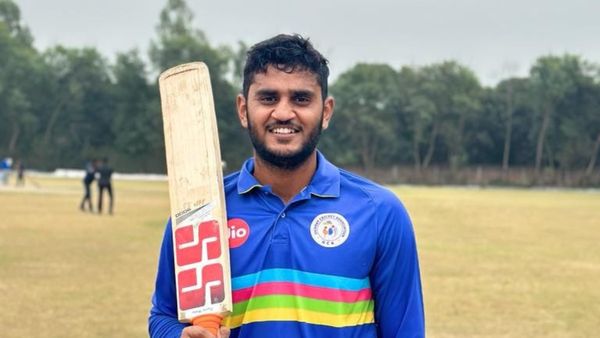 Vijay Hazare Trophy: আইপিএলে ব্রাত্য হয়েই বিধ্বংসী শতরান গুজরাতের উর্বিলের, অল্পের জন্য বাঁচল পাঠানের কীর্তি