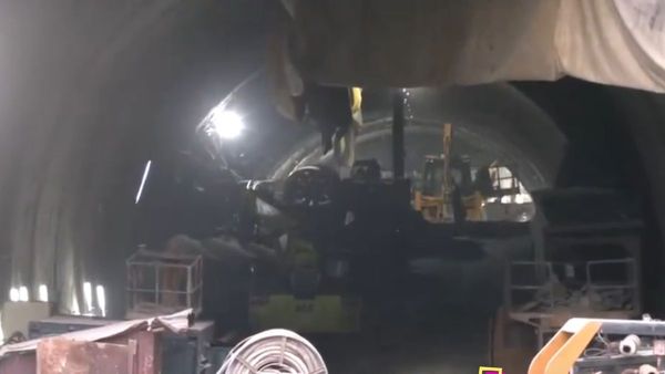 Uttarkashi Tunnel Collapse: চলছে উলম্বভাবে ড্রিলিংয়ের কাজ, কবে আলোর মুখ দেখবেন আটক শ্রমিকরা?