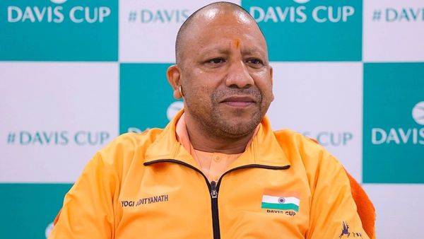 Yogi Adityanath: খেলাধুলো এবং কর্মসংস্থান! উত্তরপ্রদেশের এথলিটদের জন্যে বড় বার্তা যোগীর