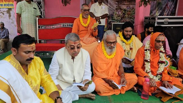 Kalyan Banerjee: লক্ষ কণ্ঠের আগেই মাহেশে দুই হাজার কণ্ঠে গীতাপাঠ, রাজনৈতিক বিতর্ক