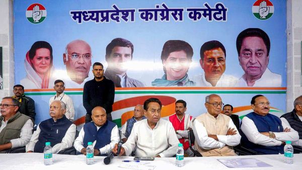 MP Election Results 2023: মধ্যপ্রদেশে পর্যুদস্ত কংগ্রেস! কমলনাথ স্মরণ করালেন ১৯৮০ সালের নির্বাচনের কথা