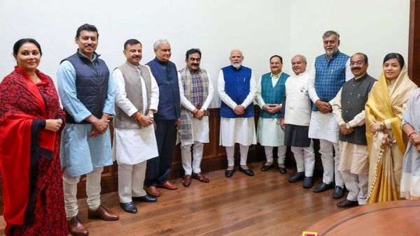 কৃষিমন্ত্রক থেকে ইস্তফা নরেন্দ্র সিং তোমারের! কাদেরকে গুরু দায়িত্ব আরেক 'নরেন্দ্র'র