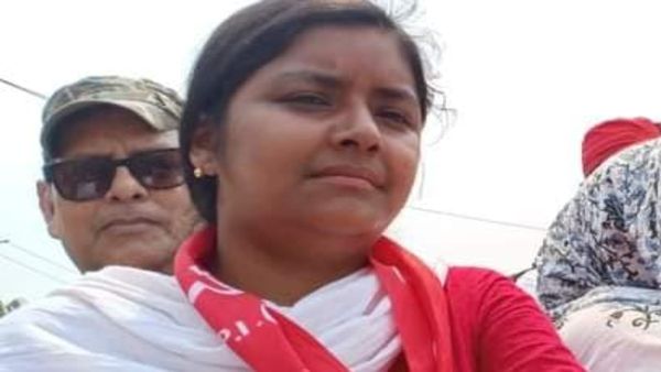 শেখ শাহজাহান কোথায় মমতা বন্দ্যোপাধ্যায় জানেন, কটাক্ষ মীনাক্ষীর