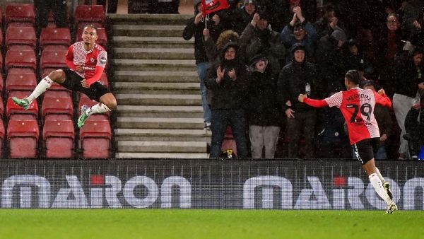 FA Cup: ইপিএলের মধ্যেই ফোকাসে এফএ কাপও, পঞ্চম রাউন্ডে লিভারপুলের প্রতিপক্ষ কারা?