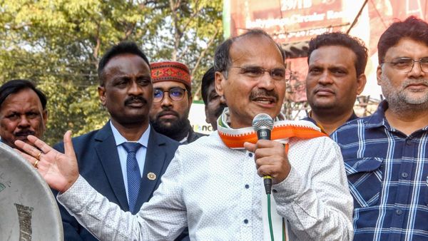 বিজেপির সঙ্গে কেন সুর মিলছে? ইন্ডিয়া জোটকে কেন মমতা বন্দ্যোপাধ্যায়ের খারাপ লাগছে? প্রশ্ন অধীরের