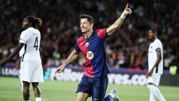 Champions League: ঘরের মাঠে চ্যাম্পিয়ন্স লিগে বার্সার বড় জয়, পিএসজিকে সহজেই হারাল আর্সেনাল