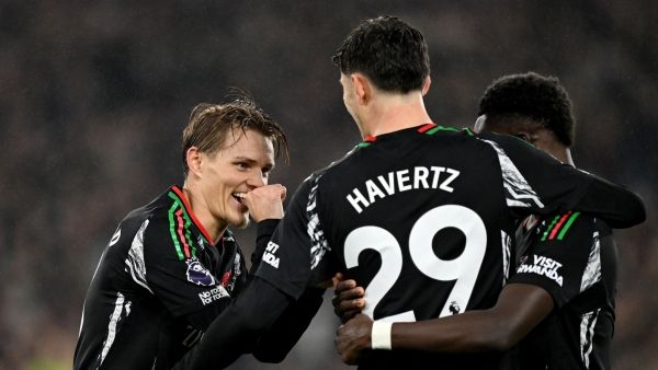 Premier League: প্রথমার্ধেই ৭ গোল! প্রিমিয়ার লিগে নজিরবিহীন কাণ্ড ঘটিয়ে বড় জয় আর্সেনালের