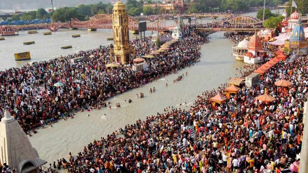 Travel: গতবছর চারজন ব্যক্তির মধ্যে একজন ধর্মীয় স্থানে ভ্রমণ করেছেন, কী বলছে রিপোর্ট  