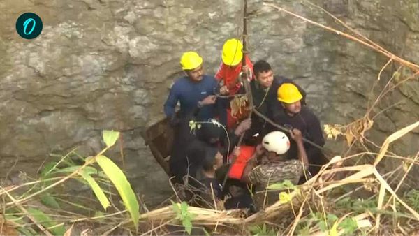 অসমের খনি দুর্ঘটনায় মিলল মৃত্যুর খবর, একজন শ্রমিকের দেহ উদ্ধার, আটকে রয়েছেন ৮ জন