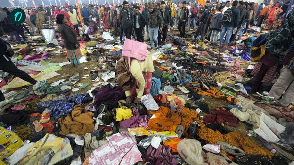 Mahakumbh Stampede: ঘটনার ঠিক আগের মুহুর্তে কী ঘটেছিল? প্রত্যক্ষদর্শীরাই জানালেন ভয়ঙ্কর অভিজ্ঞতা