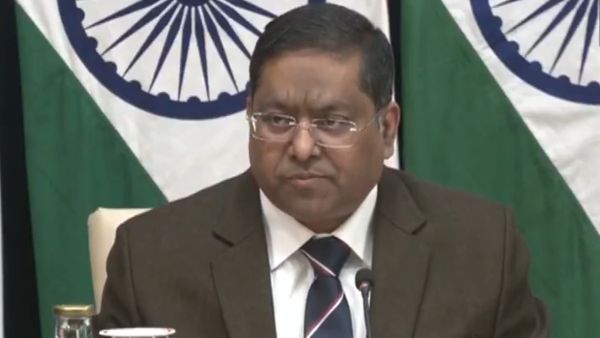 ইউক্রেন-রাশিয়ার যুদ্ধে বলি ১২ ভারতীয়র প্রাণ, নিখোঁজ ১৬, তথ্য প্রকাশ্যে আনল বিদেশ মন্ত্রক