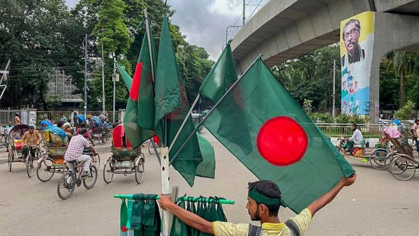 USAID-এর অনুদান ২৯ মিলিয়ন নিয়ে শিরোনামে বাংলাদেশ, ‘আমাদের রেকর্ডে অস্তিত্ব নেই’ দাবি পূর্ববঙ্গের