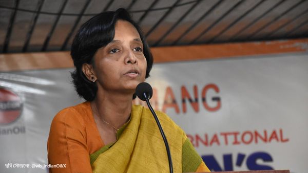 কাকদ্বীপ জোড়া হত্যা মামলার তদন্ত ভার থেকে এবার সরে দাঁড়ালেন আইপিএস অফিসার দময়ন্তী সেন