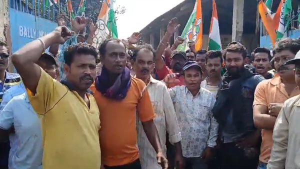 আচমকাই বন্ধ ইএসআই-পিএফ, প্রতিবাদে ধর্মঘটে হাওড়ার ১৭০ জন সাফাই কর্মী