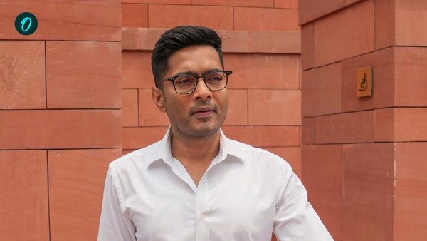 ‘কেন্দ্রীয় বাজেট সোনার হরিণের মতো’, সংসদে মোদী সরকারকে নিশানা অভিষেকের