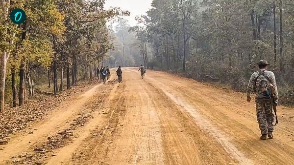 ৩১ জন মাওবাদীকে কি নিকেশ করার বদলা? সুকমায় আইইডি বিস্ফোরণ, গুরুতর আহত এক জওয়ান