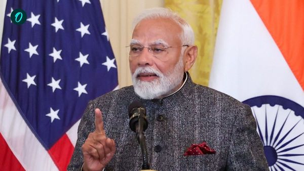 মার্কিন মুলুকে বসবাসকারী অবৈধ অভিবাসীদের নিয়ে বড় কথা বলে দিলেন মোদী, করলেন ট্রাম্পের সঙ্গে আলোচনা