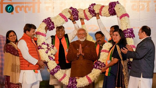 দিল্লির মুখ্যমন্ত্রী নির্বাচন আজই, সকলের মনোবল বাড়াতে বিধায়কদের বৈঠকে হাজির থাকছেন খোদ প্রধানমন্ত্রী