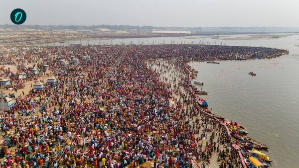 শেষ হয়ে গেল মহাকুম্ভ মেলা ২০২৫, প্রয়াগরাজের এই ৪৫ দিনের অনুষ্ঠানকে কীভাবে ব্যাখ্যা করল বিশ্ব মিডিয়া? দেখে নিন