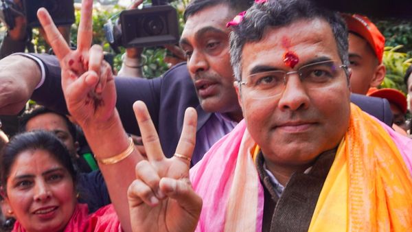 Delhi CM: শপথ ২০-তে, কে হতে চলেছেন দিল্লির মুখ্যমন্ত্রী, লড়াইয়ে কারা?