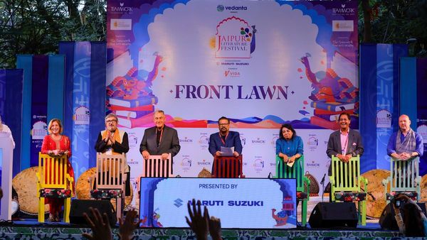 জয়পুর সাহিত্য উৎসব ২০২৫: সাহিত্য-সংষ্কৃতির খোলামেলা আলোচনার প্রাণবন্ত হয়ে উঠল অনুষ্ঠান