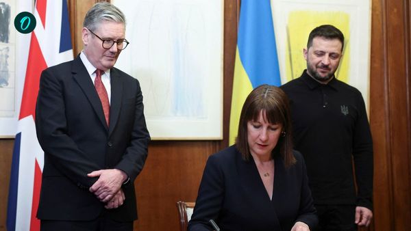 ট্রাম্পের সঙ্গে বিরোধের পর ইউক্রেনের দিকে সাহায্যের হাত বাড়িয়ে দিল যুক্তরাজ্য, স্বাক্ষরিত হল ঋণ চুক্তি