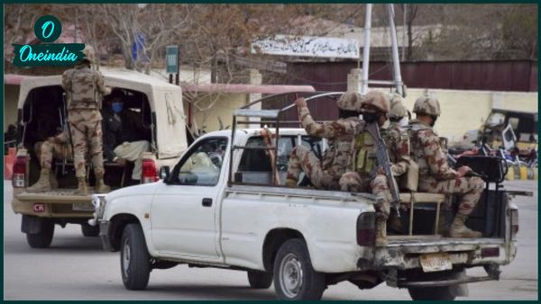 Pakistan Train Hijack: জঙ্গিদের আস্তানা দিয়ে এখন ভারতকে দোষারোপ! পাকিস্তানকে ধুয়ে দিল নয়াদিল্লি