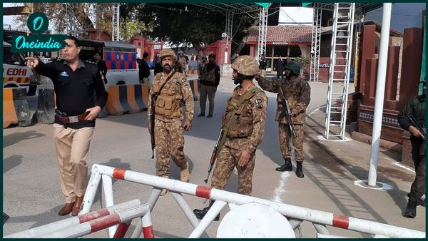 Suicide attack on Pakistan: ফের হামলা পাকিস্তানে, ট্রেন হাইজ্যাকের পর সেনা ক্যাম্পে আত্মঘাতী হামলা