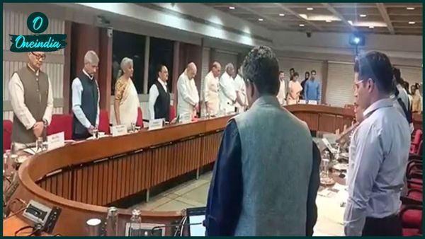 Pahalgam attack: আকাশে উড়ছে সুখোই-রাফাল! পাকিস্তানের বিরুদ্ধে আরও বড় আঘাত? সর্বদল বৈঠক শেষ হতেই বড় ইঙ্গিত