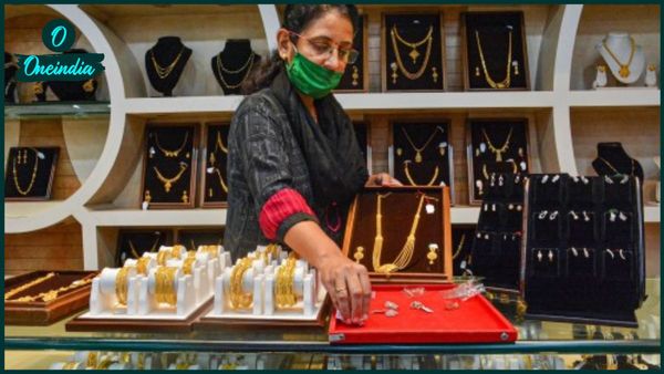 Gold Price Hike: ট্রাম্পের শুল্কনীতির প্রভাবে আরও দামী সোনা, ১ লক্ষ ছোঁবে দাম! কলকাতায় কত?