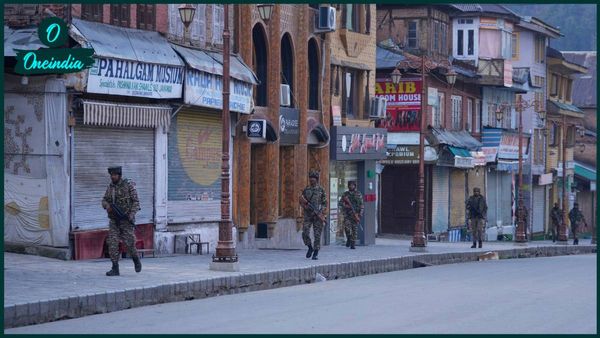 সন্ত্রাসী হামলার প্রতিবাদে পথে সেই কাশ্মীরিরাই! উপত্যকায় চলল বনধ, মিছিল